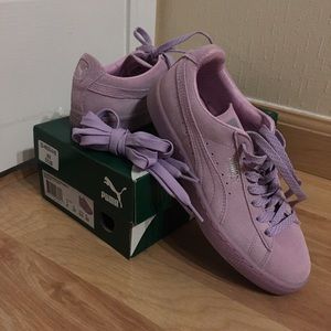 Suede Orchid Pumas